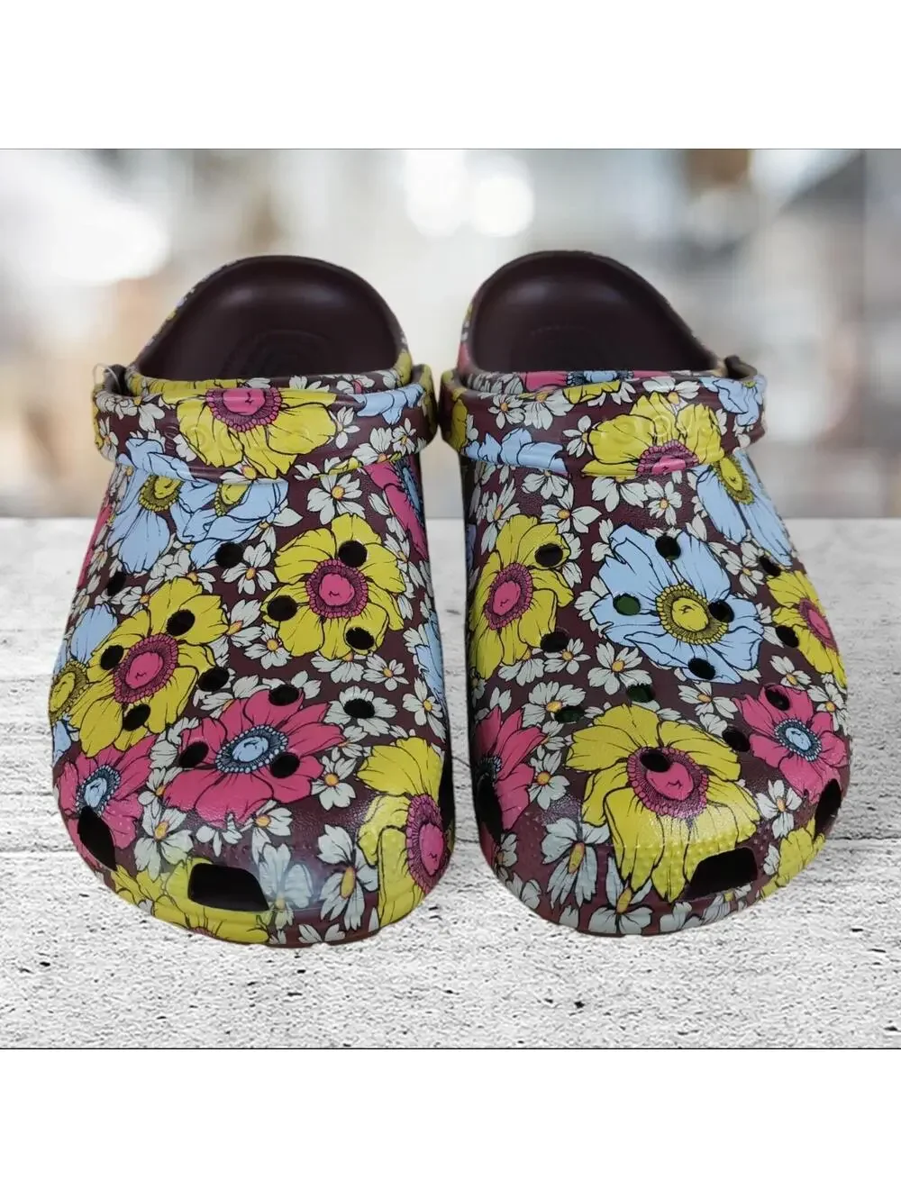 Crocs Classic Retro Floral Clog US Size Men 10, Women 12 208954 NWT